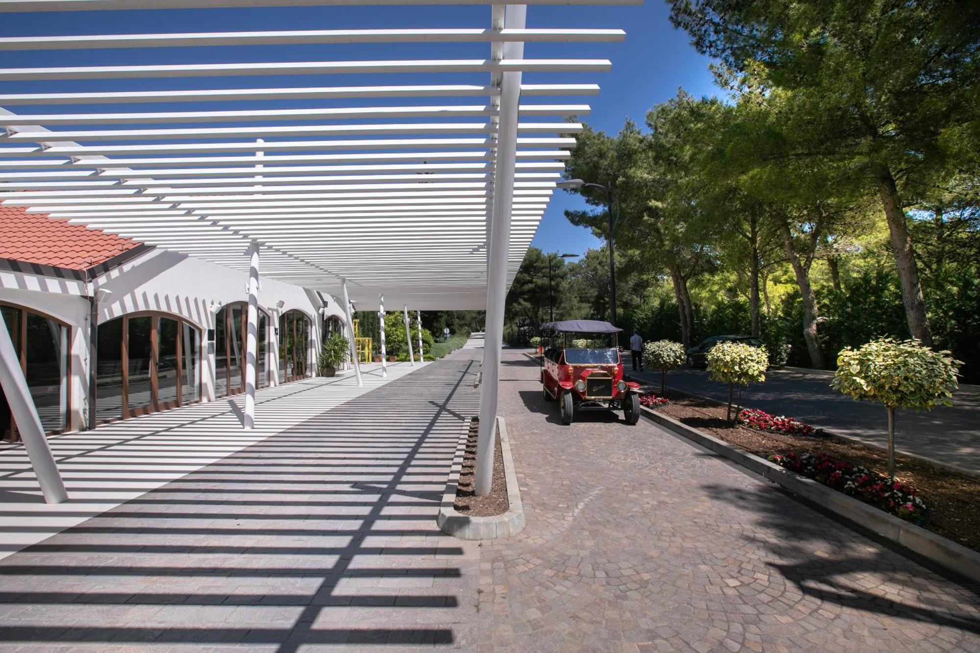 Amadria Park Camping Trogir - Mobile Homes 2 Campsite Seget Vranjica