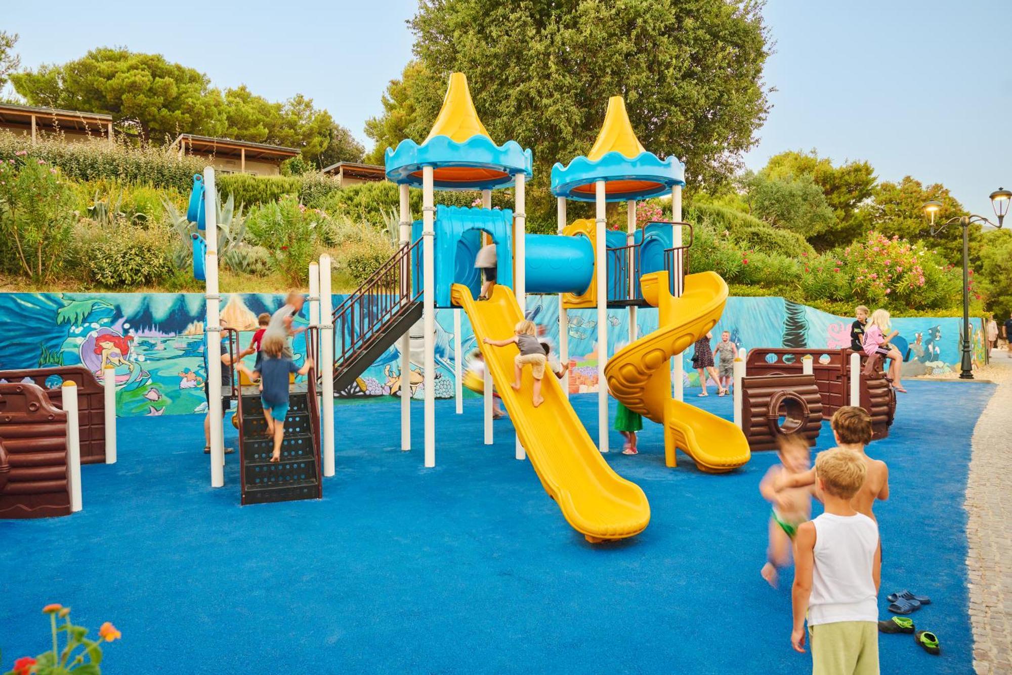Amadria Park Camping Trogir - Mobile Homes 2 Campsite