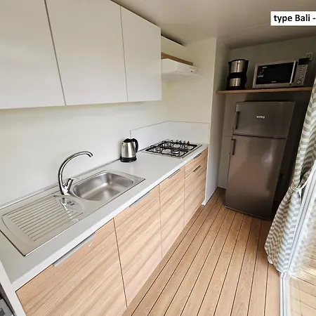 Amadria Park Camping Trogir - Mobile Homes 2 Seget Vranjica Exterior photo
