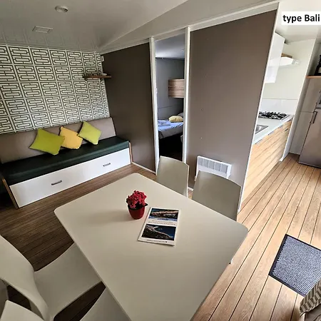 Amadria Park Camping Trogir - Mobile Homes 2 Seget Vranjica Exterior photo