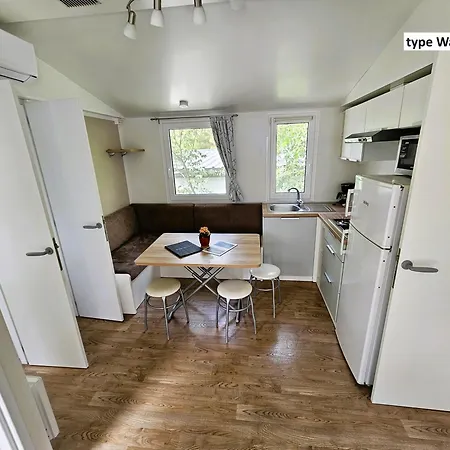 Amadria Park Camping Trogir - Mobile Homes 2 Seget Vranjica Exterior photo