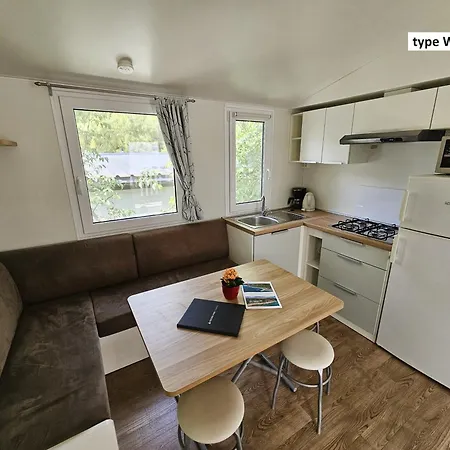 Amadria Park Camping Trogir - Mobile Homes 2 Seget Vranjica Exterior photo